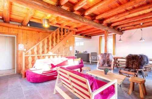 Saint-Lary-Soulan Ski Chalet | Chalet authentique à Soulan - Confort moderne, cheminée, brasero et vues superbes - FR-1-296-349