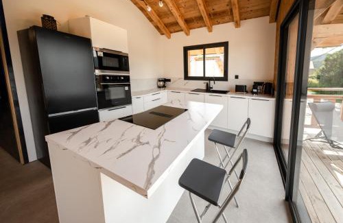 Le Frasnois Ski Chalet | Chalet authentique - Au cœur des Quatre Lacs