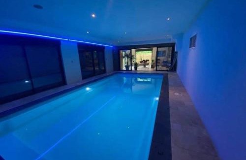 Fiennes Other | Chalet avec accès piscine illimité