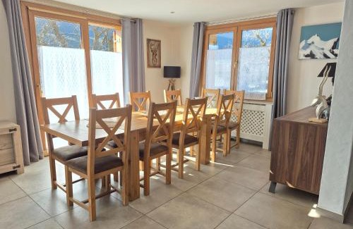 Aime Ski Chalet | Chalet avec Jacuzzi, billard, jardin clos, proche Paradiski