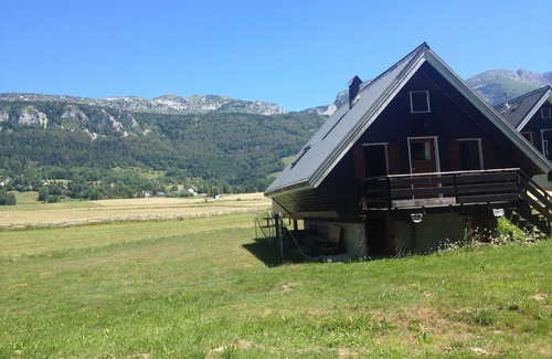 Lans-en-Vercors Ski Chalet | Chalet Belle VUE Dans LE Vercors