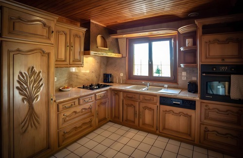 Basse-sur-le-Rupt Ski Chalet | Chalet 'Bellevue Vue Exceptionnelle' with Mountain View, Terrace and Garden