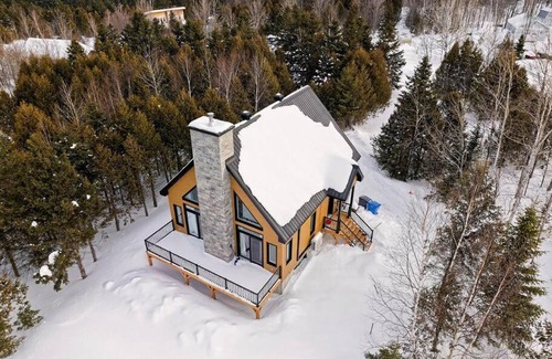 Saint-Gabriel-de-Rimouski Ski Chalet | Chalet Bellevue (Mont-Comi)