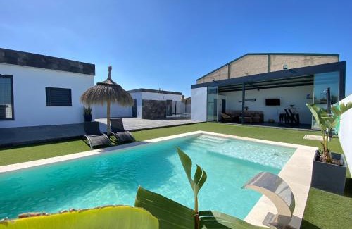 Sanlucar de Barrameda House | Chalet Benamejí