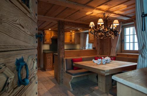 Sertig Dorfli Ski Chalet | Chalet Berghof Sertig