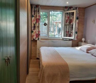 Zutendaal House | Chalet Bijou