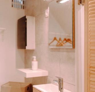 Gesves Ski Chalet | Chalet Boréal avec bain à bulles - In the Woods