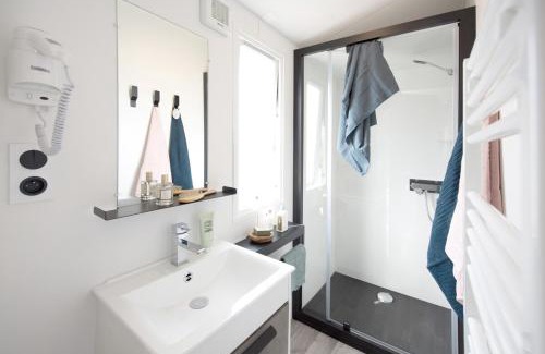 Gouville-sur-Mer Other | Chalet Bord de Mer
