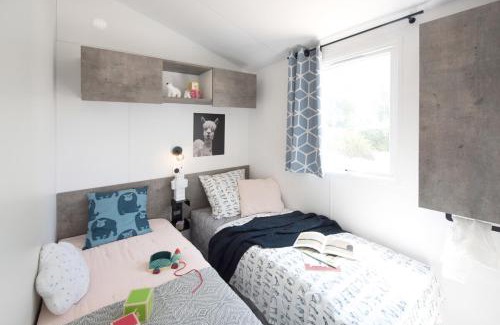 Gouville-sur-Mer Other | Chalet Bord de Mer