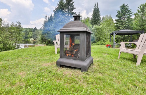 Saint-Alphonse-Rodriguez Cabin | Chalet Le Arbor - Bord de L'eau - Nature - Foyer