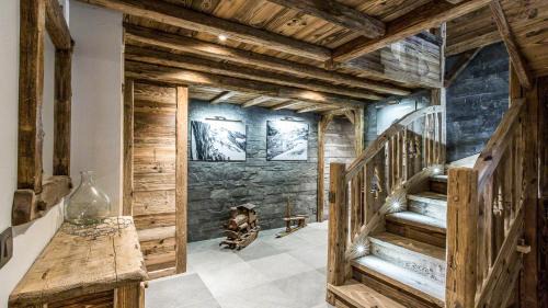 Chamonix-Mont-Blanc Ski Chalet | Chalet Chal'heureux + Annexe