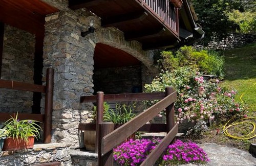 Cheverel Ski Chalet | Chalet Cheverel (AO)