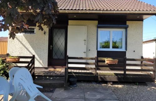 Pagny-la-Ville Ski Chalet | Chalet "chez Sara" au bord du canal