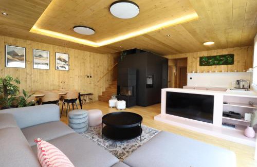 Telgart House | CHALET COBURG