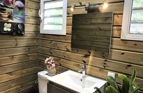 Les Anses-d'Arlets Apartment | Chalet Colibri , Les ANSES d'ARLET 200 m plage