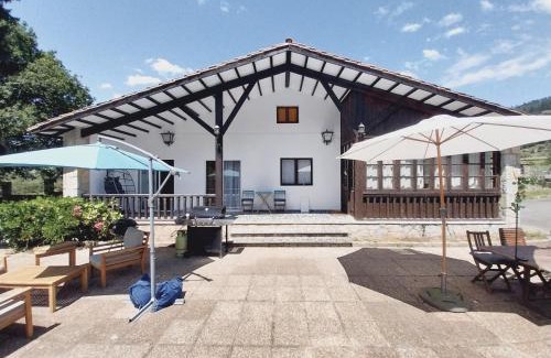 San Pelayo House | Chalet con piscina en Peón "Los Tres Robles"