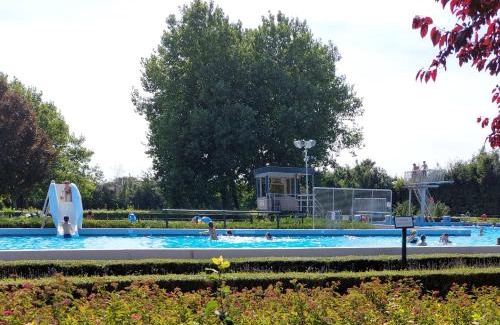 Hengstdijk Bed & Breakfast | Chalet Conference 6 pers.