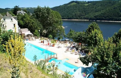 Laussac Ski Chalet | Chalet Confort 25m² (2 bedrooms) sleeps 4