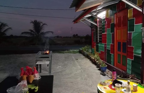 Sabak Bernam District Ski Chalet | Chalet D'sawah private pool