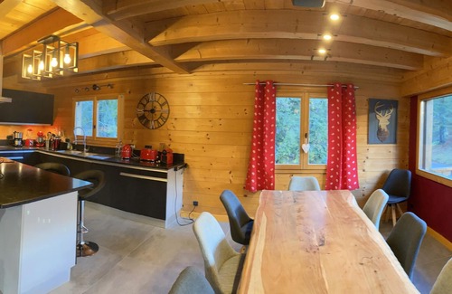 Chatel Ski Chalet | Chalet de 230 m2 récent 12 pers 6 ch 5 sdb à Châtel Multipass summer member