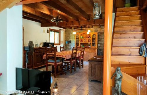 Le Biot Ski Chalet | Chalet de 3 chambres avec jacuzzi jardin et wifi a Le Biot a 7 km des pistes