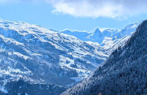 Montricher-Albanne Ski Chalet | Chalet de l'Aiguille Noire