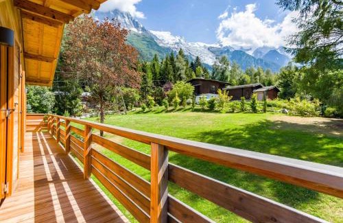 Chamonix-Mont-Blanc Ski Chalet | Chalet De L'ours - Chamonix All Year