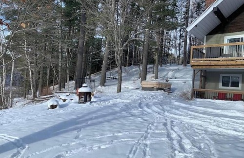 Lac-du-Cerf Ski Chalet | .Chalet de la Baie - du-Cerf