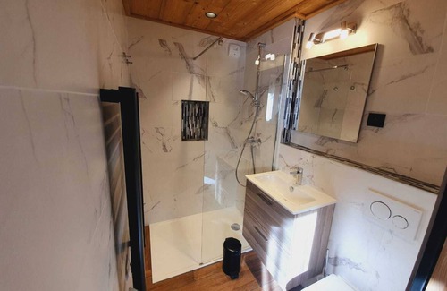 Morzine Ski Chalet | Chalet Delphinette Private Spa Morzine