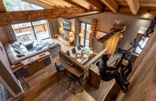 Chamonix-Mont-Blanc Apartment | Chalet des Amis- Chamonix All Year