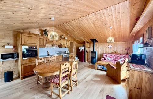 Gerbepal Ski Chalet | Chalet des Boutons d'Or, peaceful with terrace