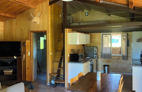 Saint-Paul-les-Fonts Ski Chalet | Chalet du Moulin des fontaines near the Pont du Gard