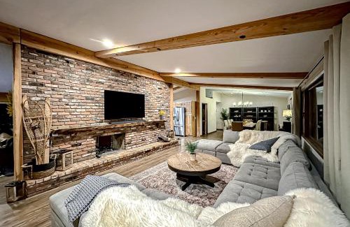 Nine Mile Falls House | Chalet du Lac