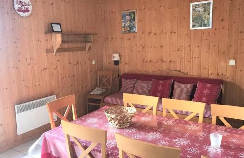 La Joue du Loup Ski Chalet | Chalet Duplex 3 Pièces à La Joue du Loup - 7 Pers, Parking Gratuit, Animaux Acceptés - FR-1-504-97