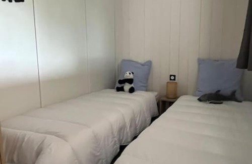 Hasparren Ski Chalet | Chalet Eguzkitsua 3 étoiles avec piscine et barbecue - pays basque -