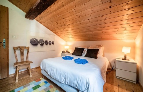 Saint-Jean-dʼAulps Bed & Breakfast | Chalet Elisthur Room N°4