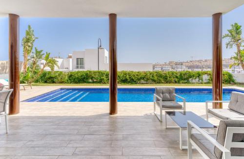 Mijas House | Chalet En La Cala De Mijas Costa