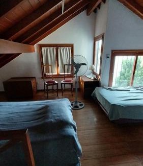Miramar House | Chalet en Miramar (Calle 35 n°1043)