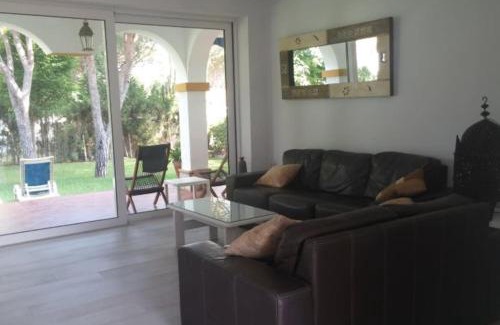 Cabo Roche House | Chalet en Roche - Amplio jardín