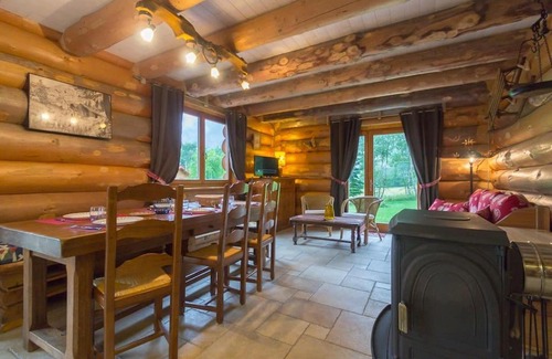 Chantelouve Ski Chalet | Chalet en rondins le Bécan tout proche des Ecrins