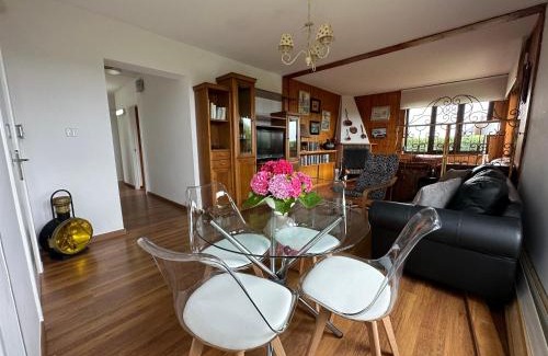 Serantes House | CHALET ENTRE DOS PLAYAS TAPIA