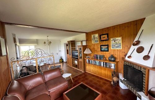 Serantes House | CHALET ENTRE DOS PLAYAS TAPIA
