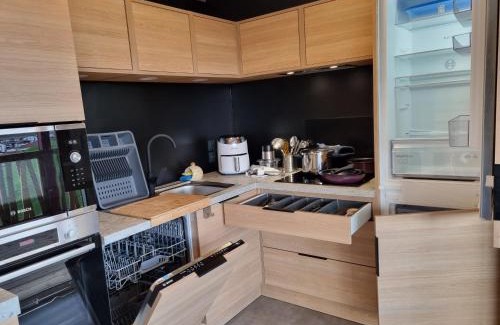 Hasparren Apartment | Chalet Etxean, de 1 à 6 personnes avec Barbecue, Parking et Piscine