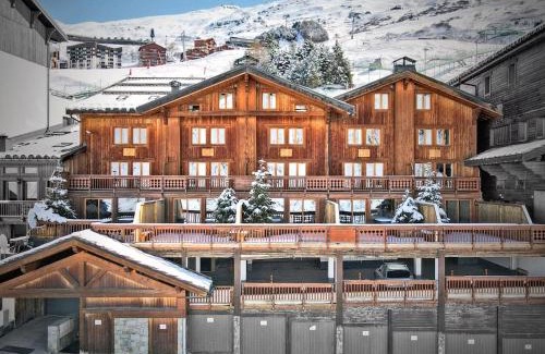 Les Bruyeres Apartment | Chalet familial 12 pers avec jacuzzi et ski-in/ski-out - FR-1-613B-40