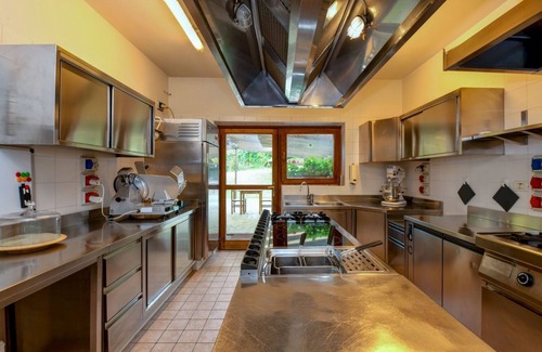 Giustino House | Chalet Field House
