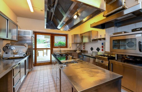 Giustino House | Chalet Field House