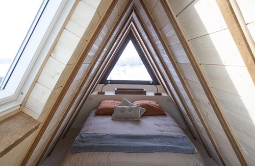Besse-et-Saint-Anastaise Ski Chalet | Chalet Delta // Super-Besse // 6 people