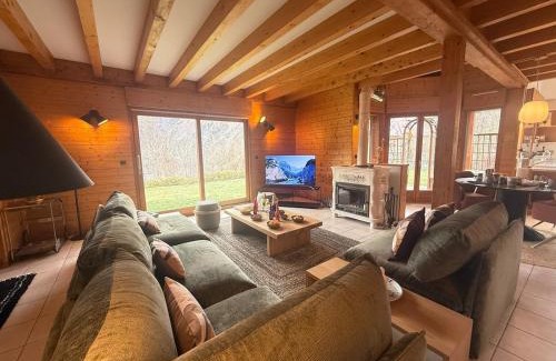 Saint-Michel-de-Maurienne Ski Chalet | Chalet 6 Pers-Prox Cols-Vue Vallée-Jardin-BBQ