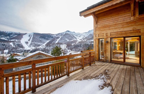 Saint-Etienne-de-Tinee House | Chalet Gemme - Magnifique chalet, piscine & sauna
