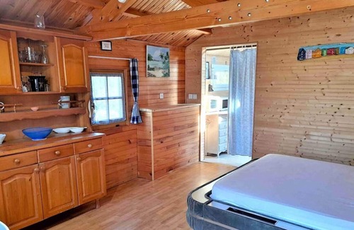 Monthou-sur-Cher Ski Chalet | Chalet "Gite Du Beau Val De Cher" with Shared Pool, Private Terrace & Wi-Fi